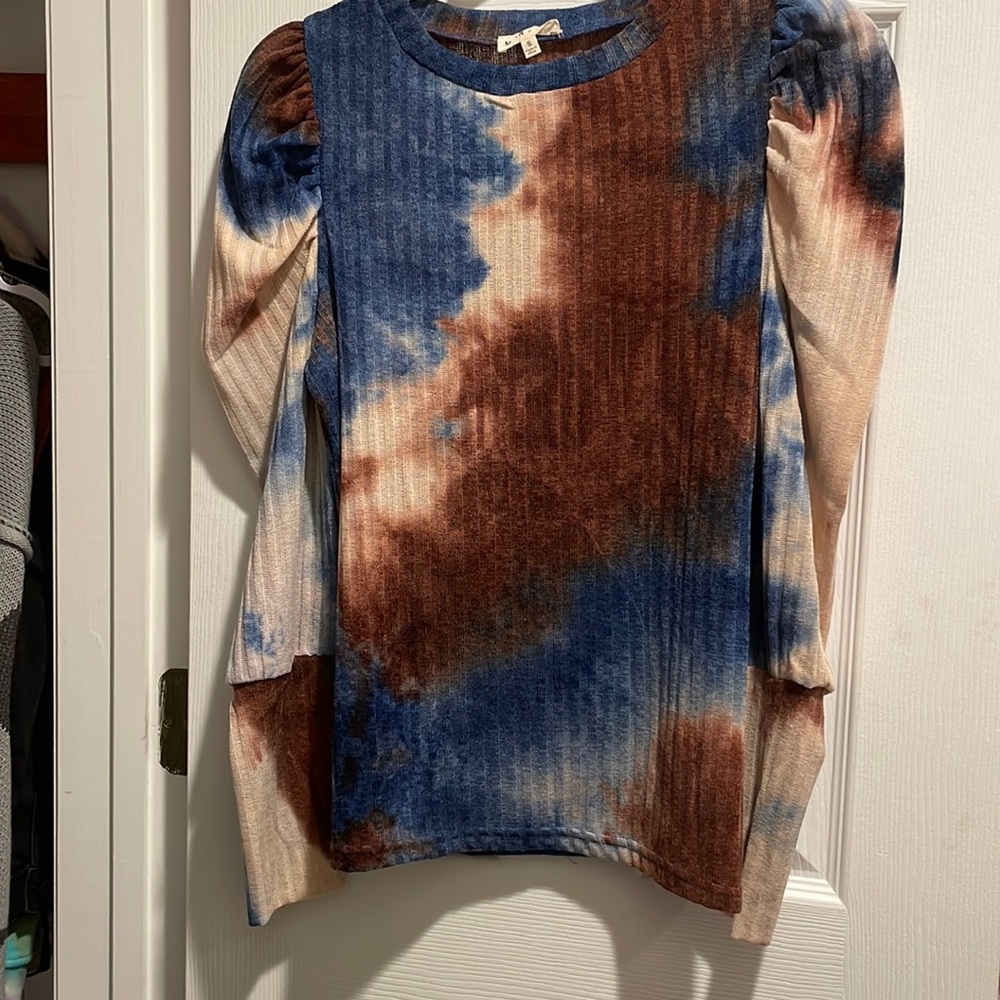 Main stays long sleeved shirt